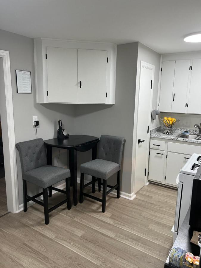 Cozy Studio Centrally Located Apartamento Westerville Exterior foto